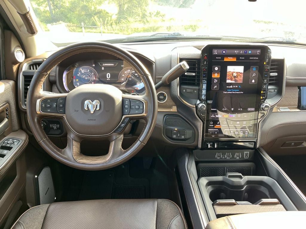 Used 2026 RAM 3500 Longhorn AWD/4WD image 14