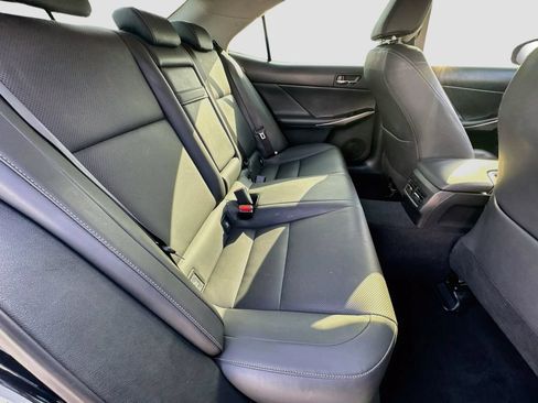 Used 2016 Lexus IS 200t w/ Navigation System Package RWD image 33