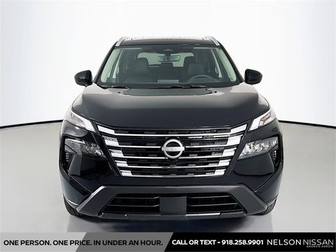 New 2026 Nissan Rogue SV w/ SV Premium Package image 2