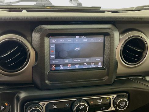 Used 2022 Jeep Wrangler Unlimited Sport AWD/4WD image 14