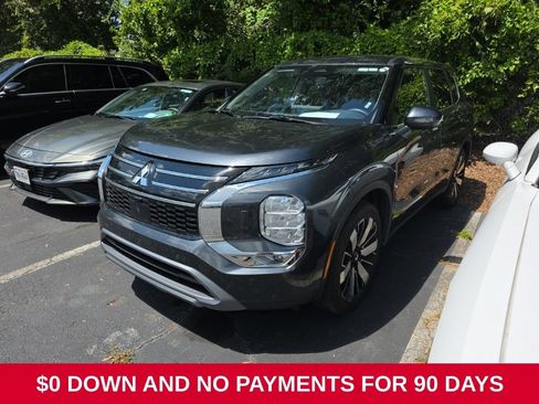 Used 2025 Mitsubishi Outlander SE AWD/4WD image 1