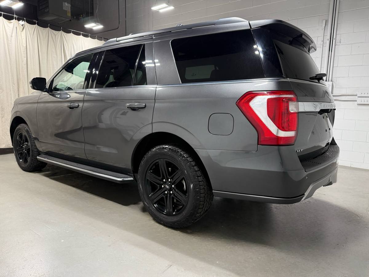 Used 2021 Ford Expedition XLT AWD/4WD image 5