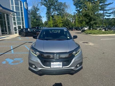Used 2019 Honda HR-V Sport image 3