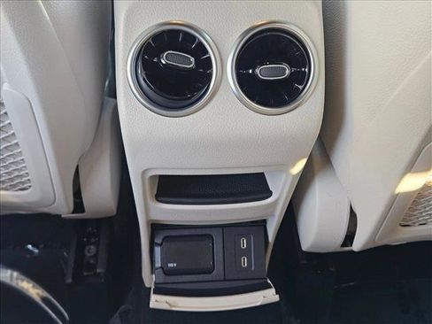 Certified 2025 Mercedes-Benz GLA 250 image 17