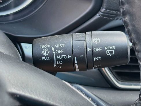 Used 2018 MAZDA CX-5 Touring FWD image 18