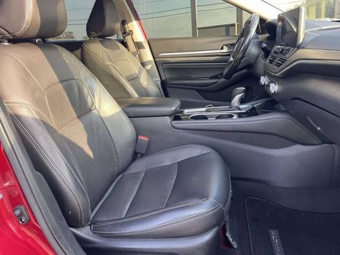 Used 2023 Nissan Altima 2.5 SL AWD/4WD image 9