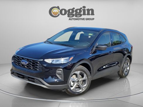 New 2026 Ford Escape ST-Line w/ Tech Pack #1 FWD image 4