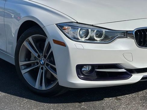 Used 2013 BMW 335i xDrive Sedan AWD/4WD image 10