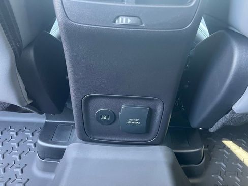 New 2025 Ford Bronco Sport Badlands w/ Badlands Tech Package AWD/4WD image 32