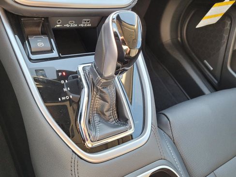 New 2025 Subaru Outback Limited image 13