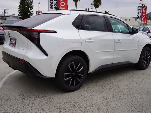 New 2026 Toyota bZ XLE Plus image 5