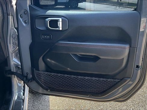 Used 2021 Jeep Wrangler Unlimited Rubicon AWD/4WD image 21