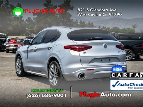 Used 2021 Alfa Romeo Stelvio Ti w/ Premium Package image 2