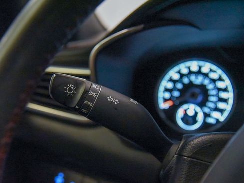 Used 2023 Genesis G70 2.0T w/ Sport Prestige Package image 29