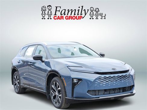 New 2026 Toyota Crown Signia XLE image 2