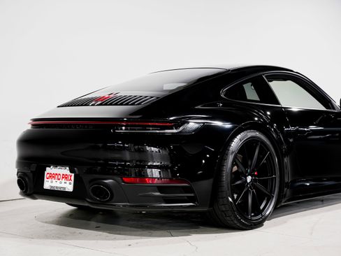 Used 2020 Porsche 911 Carrera S image 38