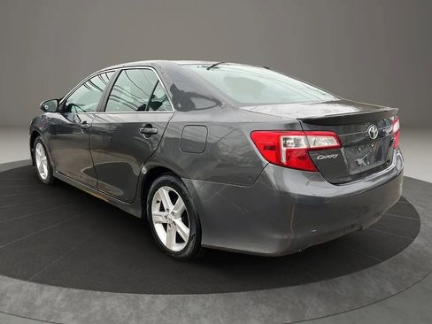 Used 2012 Toyota Camry XLE image 7