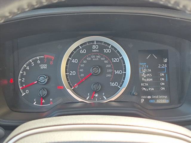 Used 2022 Toyota Corolla Cross LE w/ Moonroof Package FWD image 11