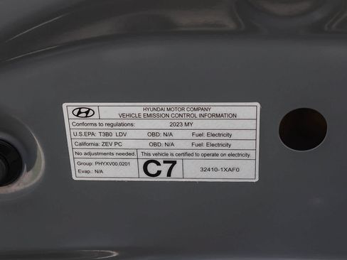 Used 2023 Hyundai Ioniq 6 SEL RWD image 27