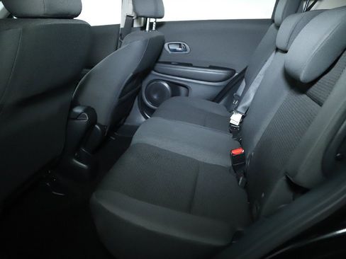 Used 2019 Honda HR-V LX image 14