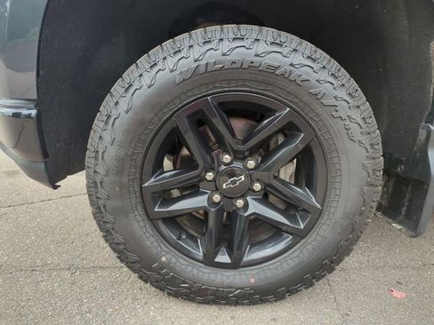 Used 2019 Chevrolet Silverado 1500 Custom Trail Boss w/ Custom Convenience Package image 31