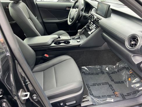 Used 2025 Lexus IS 350 F Sport image 14