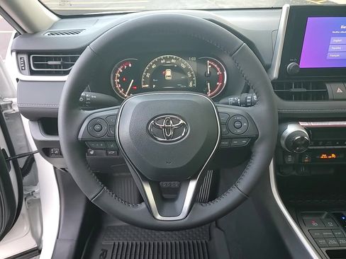 New 2025 Toyota RAV4 XLE w/ Convenience Package image 13