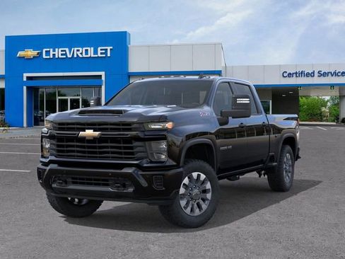 New 2026 Chevrolet Silverado 2500 Custom w/ Custom Value Package image 6