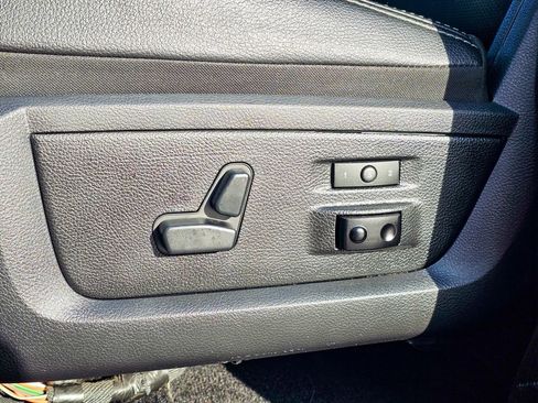 Used 2017 RAM 3500 Laramie image 17