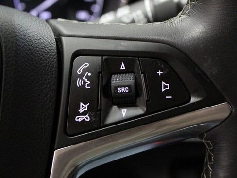 Used 2022 Buick Encore Preferred w/ Safety Package AWD/4WD image 23
