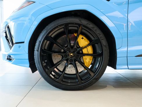 Used 2024 Lamborghini Urus S image 45