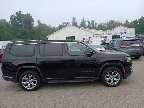 Used 2022 Jeep Wagoneer Series II AWD/4WD image 7