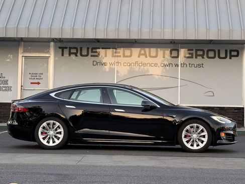 Used 2017 Tesla Model S 100D AWD/4WD image 5