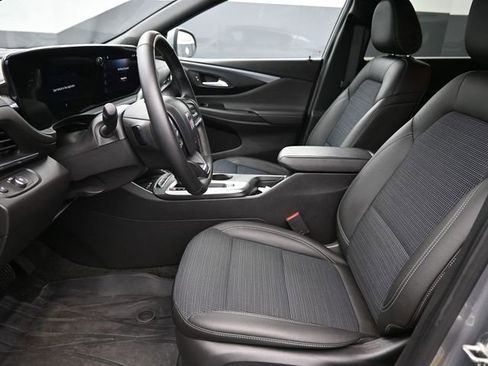 Used 2024 Buick Envista Preferred w/ Convenience I Package image 10