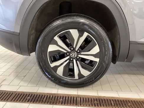 Used 2024 Volkswagen Atlas Cross Sport SE AWD/4WD image 26