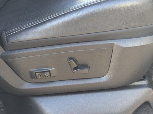 Used 2014 RAM 1500 Laramie w/ Convenience Group image 35