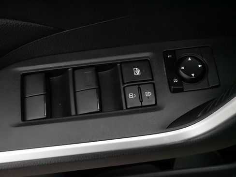 Used 2019 Toyota RAV4 LE w/ All Weather Liner Package image 19