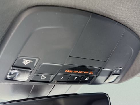 Used 2019 Porsche 718 Cayman RWD image 24