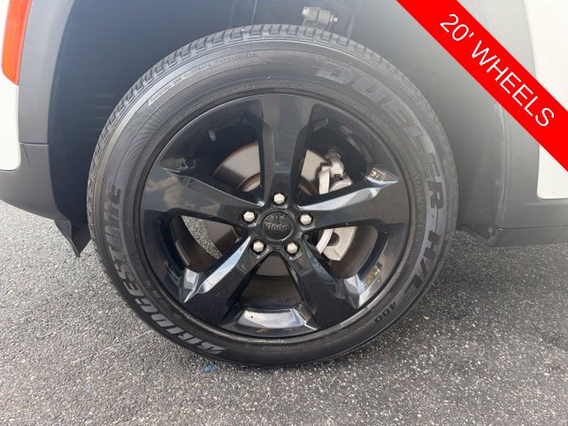 Used 2023 Jeep Grand Cherokee Altitude AWD/4WD image 47