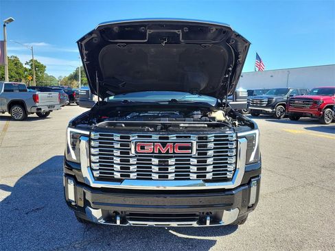 Used 2024 GMC Sierra 2500 Denali w/ Denali Reserve Package image 19