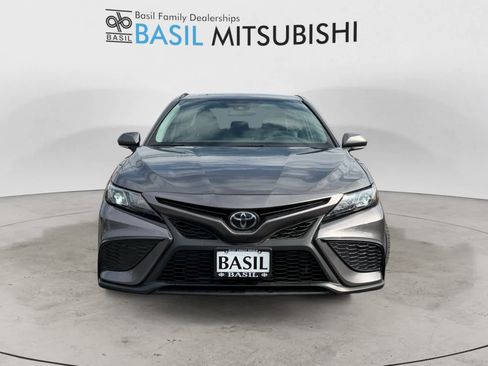 Used 2024 Toyota Camry SE image 8