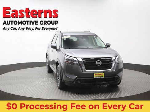 Used 2022 Nissan Pathfinder SV AWD/4WD image 54