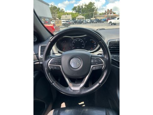 Used 2022 Jeep Grand Cherokee Limited AWD/4WD image 15