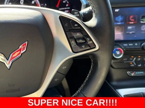 Used 2019 Chevrolet Corvette Stingray Coupe w/ 1LT RWD image 18