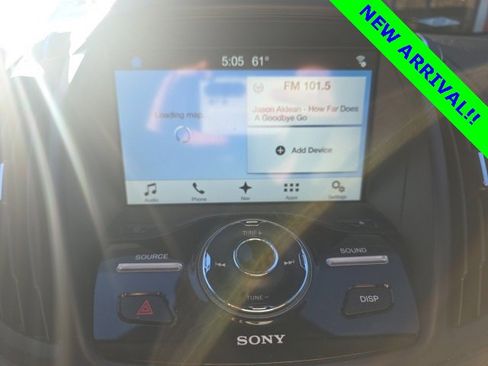 Used 2018 Ford Escape Titanium w/ Ford Safe & Smart Package image 10