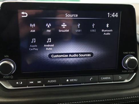 Used 2023 Nissan Rogue SV image 22