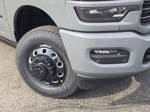 New 2026 RAM 3500 Laramie AWD/4WD image 3