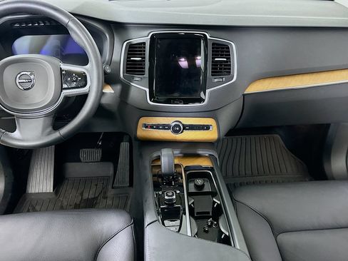 Used 2023 Volvo XC90 B6 Core w/ Climate Package AWD/4WD image 18
