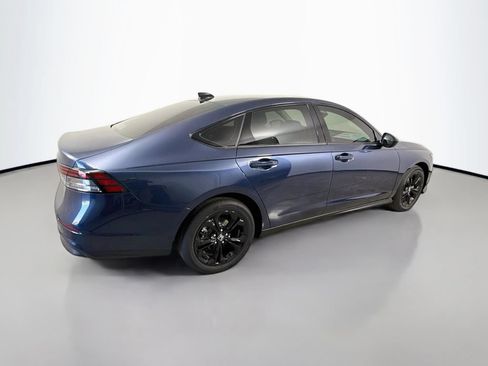 Used 2025 Honda Accord SE image 7