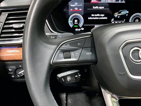 Used 2023 Audi Q5 e Prestige w/ Prestige Package image 19